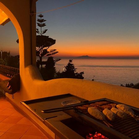 Apartamento Bilocale Panoramico “Lo Sguardo” Massa Lubrense Exterior foto