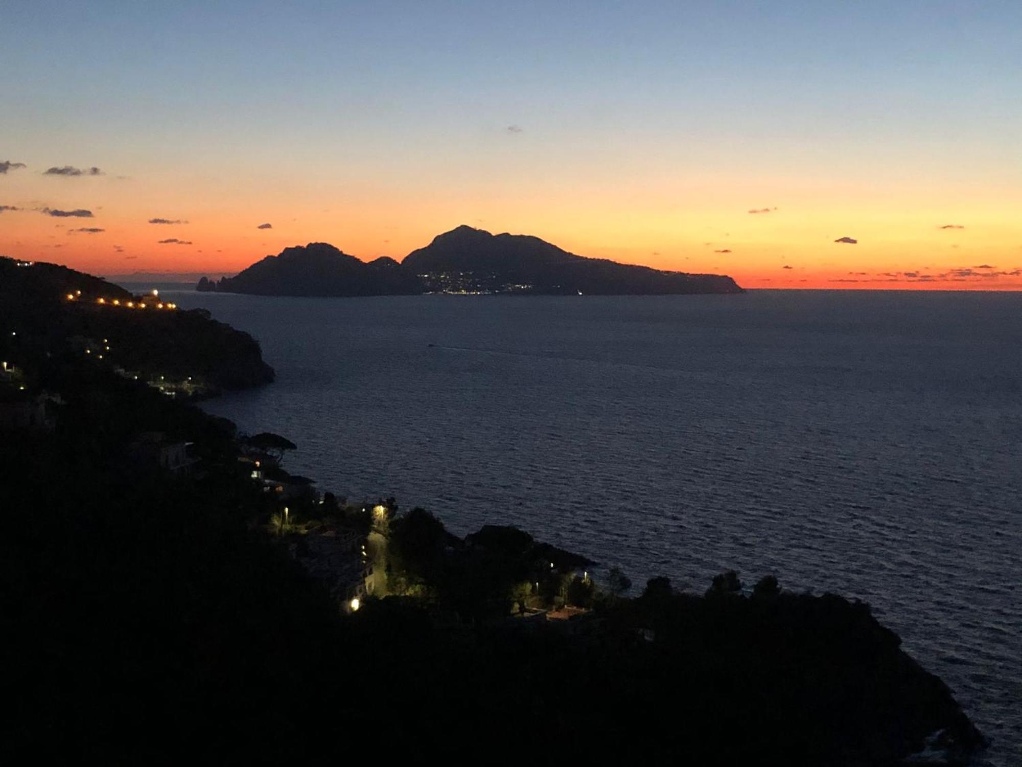Apartamento Bilocale Panoramico “Lo Sguardo” Massa Lubrense Exterior foto