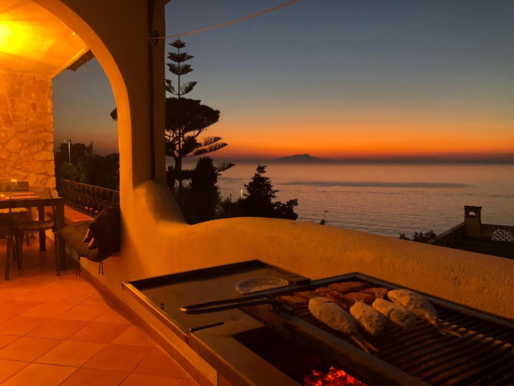 Apartamento Bilocale Panoramico “Lo Sguardo” Massa Lubrense Exterior foto
