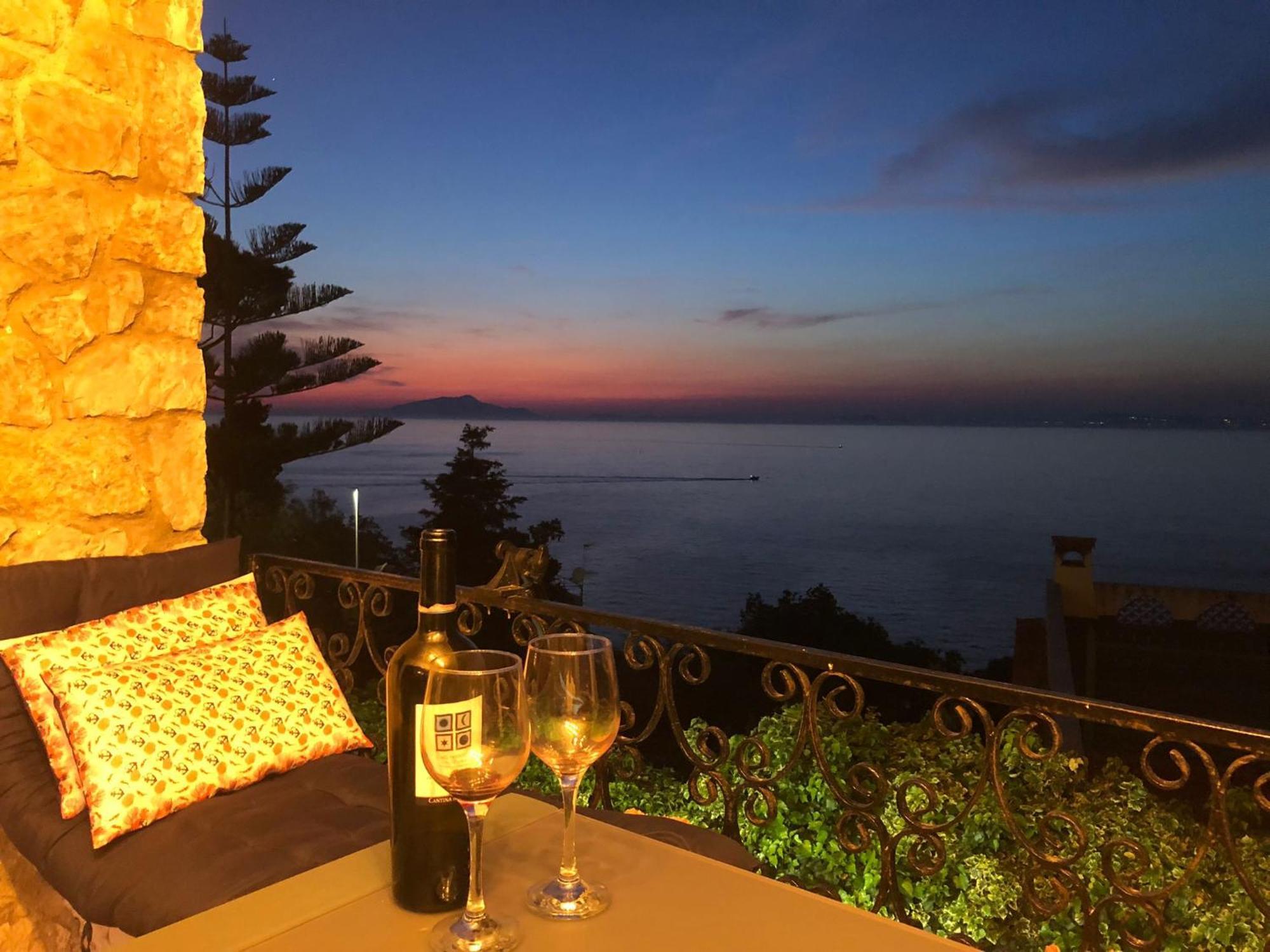 Apartamento Bilocale Panoramico “Lo Sguardo” Massa Lubrense Exterior foto